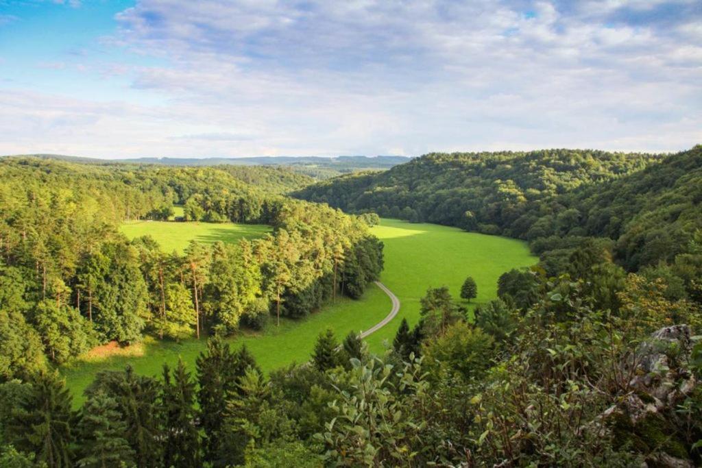 Cocoon Village - Glamping - Domaine Des Grottes De Han Rochefort Bagian luar foto