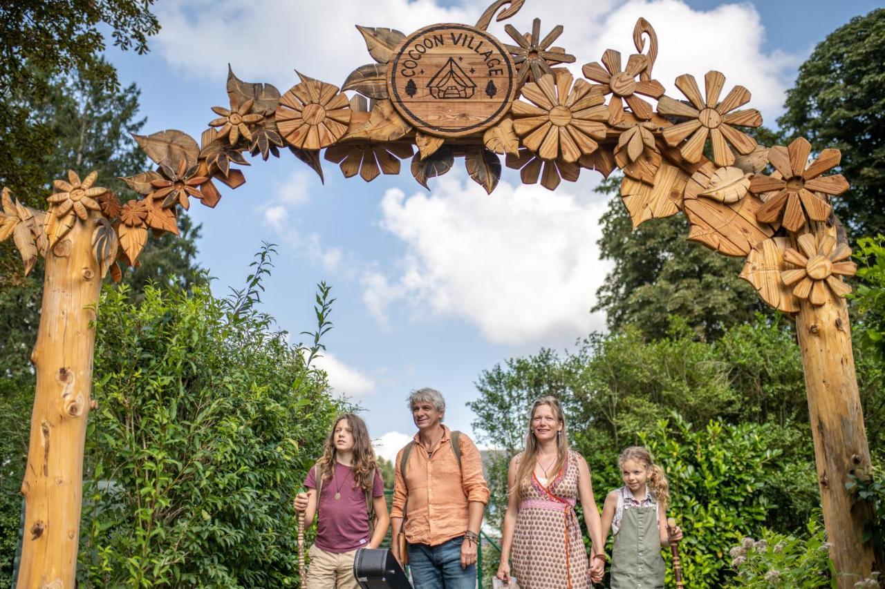 Cocoon Village - Glamping - Domaine Des Grottes De Han Rochefort Bagian luar foto