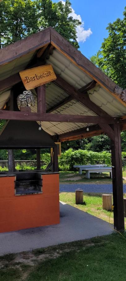 Cocoon Village - Glamping - Domaine Des Grottes De Han Rochefort Bagian luar foto