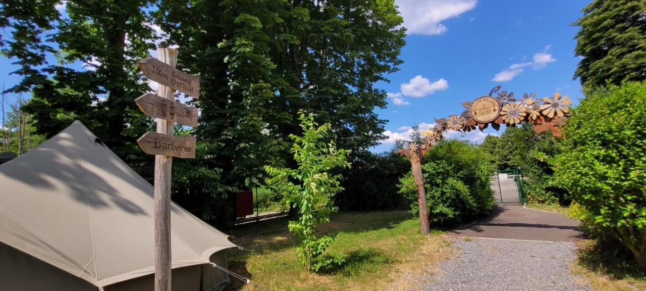Cocoon Village - Glamping - Domaine Des Grottes De Han Rochefort Bagian luar foto